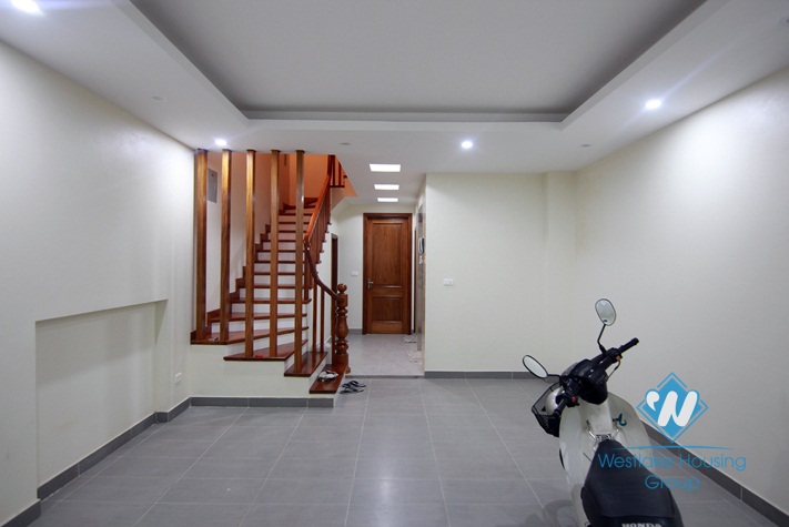 Spacious house for rent in Tay Ho without furniture